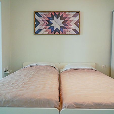 Smyrnis Apartments Ermoúpoli Chambre photo